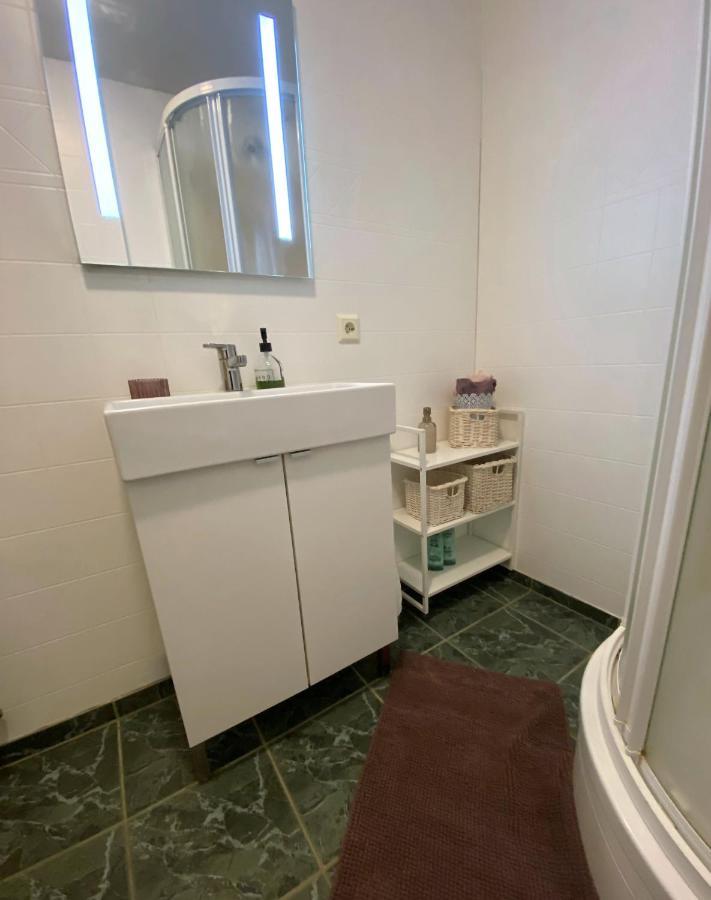Hafnarstraeti 100, Downtown Apartment อาคูเรย์รี ภายนอก รูปภาพ